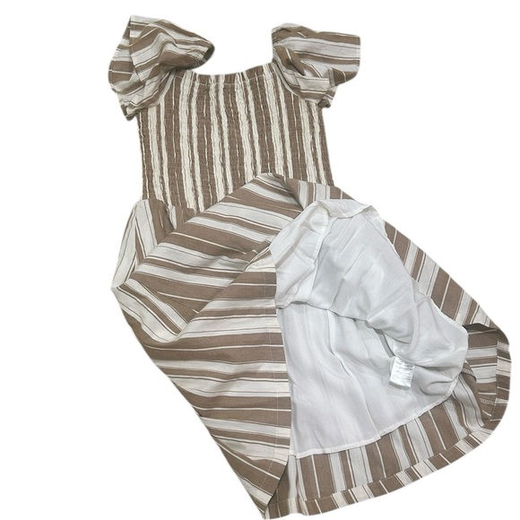 Lost + Wander Beige/White Striped Square Neck smocked Mini Dress size medium - Picture 7 of 9